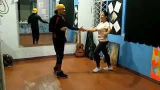 🌴 𝑺𝑨𝑳𝑺𝑨 𝑪𝑨𝑺𝑰𝑵𝑶: enchufla con raulin