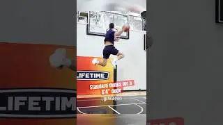 6&rsquo;4&rdquo; Alien Donovan Hawkins Crazy Dunks!