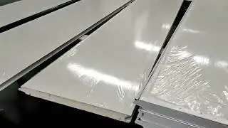 Flat mirror panel