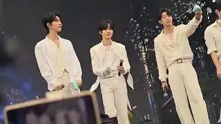 D4 nyanyi lagu f4 