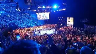 sweet caroline sing a long before kiko martinez v josh Warrington 26/3/22