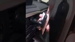 Pop-Tech Car Vent Phone Mount for Socket Grip Quick Review