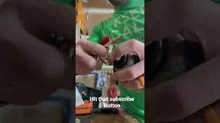 Recharge an aerosol can ! #recharge #recycle #spraypaint #pbblaster #hack #diy #subscribe
