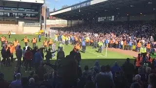 Port Vale v Bolton 22/4/17 pitch invasion fight