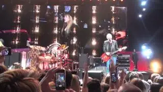 Fleetwood Mac - Go Your Own Way - Dublin 2013