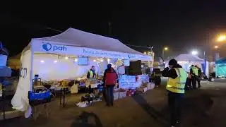NGO's and Volunteers Help Ukrainian Refugees in Poland