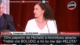 Otro papel&oacute;n de Michetti a micr&oacute;fono abierto