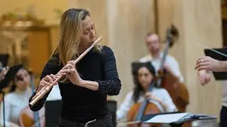 Mount Vernon Virtuosi, Amit Peled, conductor, Marina Piccinini, flute Mozart concerto in D k. 314