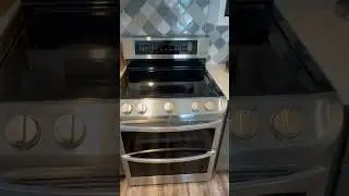 Где находится номер модели духовки LG?