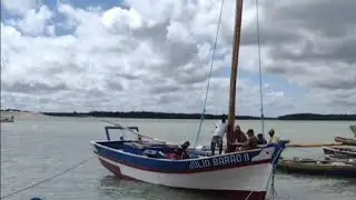 BOTANDO GELO NO BOTE PARA SAIR PRO MAR CAMOCIM-CE🌊⛵️😱😱