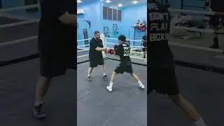 Hands on FIRE🔥#boxing #padwork #speed #fire