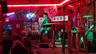 Jackson Kromer @ Mule Barn 20191129 181310