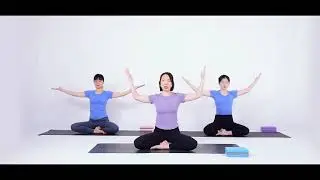 4-Week Arm Strength Yoga Challenge