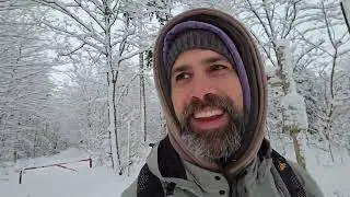 Tiefe Stille im Winterwald - Langsamer Schneespaziergang zum Abschalten (ASMR, Naturklänge)