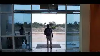 Automatic sensor sliding door