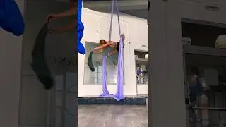 #shorts #aerialsilks #balance #balancechallenge #circus