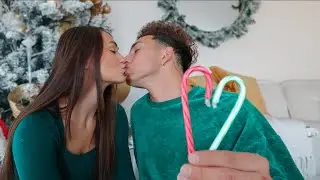 CANDY CANE KISSING CHALLENGE!!