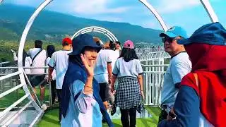 Wisata Kemuning Sky Hills jembatan kaca diatas pegunungan sangat keren