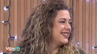 Mes lot&euml;sh, kunata i d&euml;rgon mesazh k&euml;ng&euml;tares Gresa Gjocera. Emocione n&euml; studio