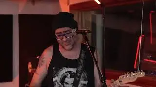 Ed - Días que (Grabado en vivo para Somos Rock con Ruth Milca)