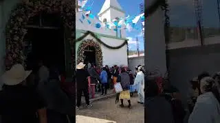 PAZ Y UNION 2026 LA NUEVA AUTORIDAD DE SANTA CATARINA TICUA E INVITADOS Y POBLACION LOCAL EN ESPERA