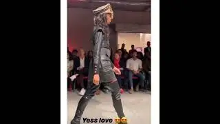 International Fashion Week VIRAL RUNWAY MODEL WALK | Midori Amae