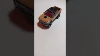 HOT WHEELS Premium Boulevard 2024 Toyota Tacoma TRD Pro