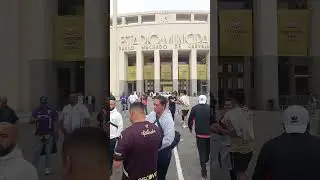 Torcida da LDU concentrada no Pacaemb&uacute; para semifinal da Libertadores contra o Palmeiras