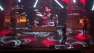 CLUTCH - Red Alert (Boss Metal Zone) (Live) Palace Theater - Saint Paul, Minnesota 02 AUGUST 2023