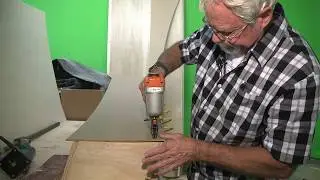 Building a film set of the space ship used in the film MECA 3010.