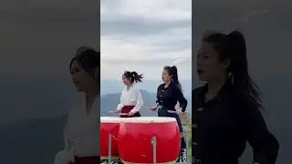 A short china girl drums with music star sky