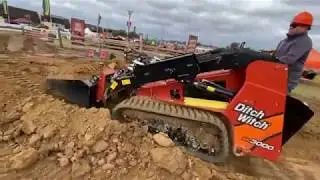 Ditch Witch SK3000 In Action