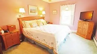 1195 Longmeadow St, Longmeadow MA 01106 - Single Family Home - Real Estate - For Sale -