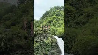 Beauty Meets Nature: Girls Exploring Asia&rsquo;s Top Waterfall #Travel