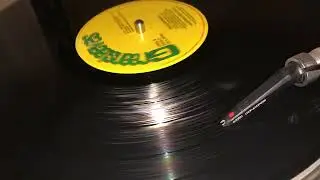 BARRINGTON LEVY ENGLISHMAN 1979 UK GREENSLEEVES VINYL LP GREL 9 REGGAE EX LISTEN SIDE 2