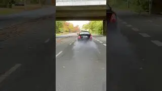 Maserati Quattroporte GTS hard acceleration burn out