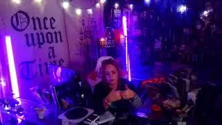 Live Free Tarot Readings and chill!!!!!