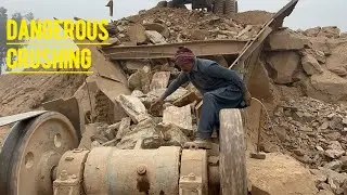 Big Rock Jaw Crusher Machine in Action | Amazing Stone Quarry Crushing