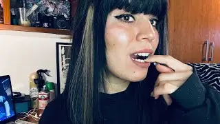 ASMR Maquilhando enquanto falo #asmr #asmrcommunity 