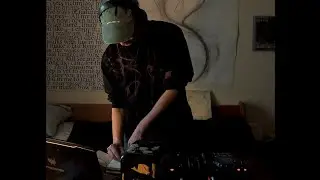 ACID, ELECTRO bass lines that left me discombobulated - Nunu Mix - Dayoff Radio