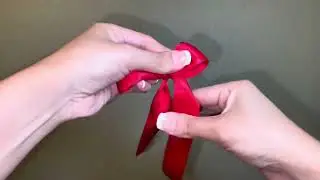 КАК ЗАВЯЗАТЬ БАНТ
