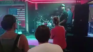 Tim Elliott drummer 