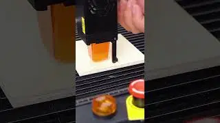 Лазерный гравер ORTUR Laser Master 3 мощностью 10 Вт