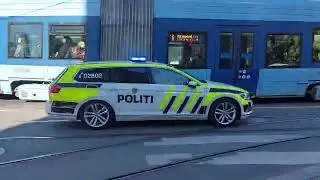 POLITI OSLO (Polizei Oslo) auf Einsatzfahrt im Stadtgebiet