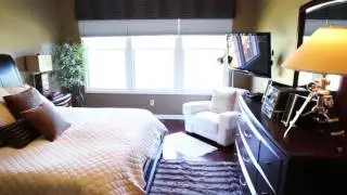 5043 Belmont | Corey & Crew
