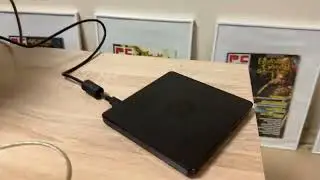 iMac G3 (DV) booting from USB DVD drive