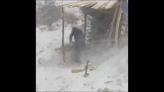 Caught in a Blizzard While Building Shelter, snowstorm, Wild Camping, Diy