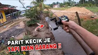 Casting Haruan Tepi Rumah Je Boleh Strike !! Parit Kecik Tapi Ikan Garang !