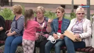 Stół przy fontannie - iTV Zawiercie