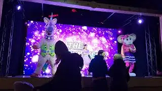 Glittermixers show at gullivers world